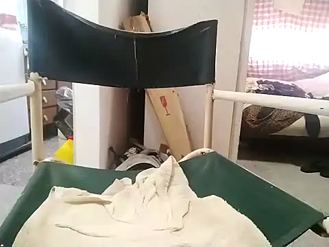 Snapshot of tinchomdq1 chatting on December 2024 01:54:01 PM tinchomdq1 online show from December 2024 01:54:01 PM