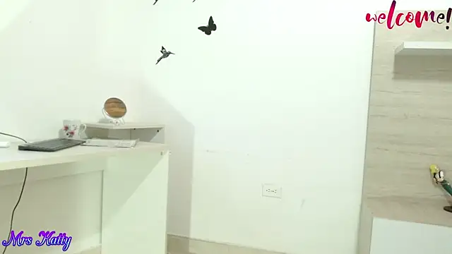 mrskatty online show from February 2025 09:55:01 PM