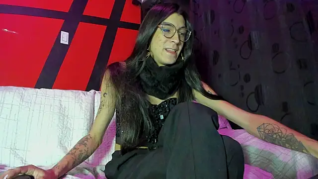 Chaminela 27 online show from February 2025 01:08:02 PM