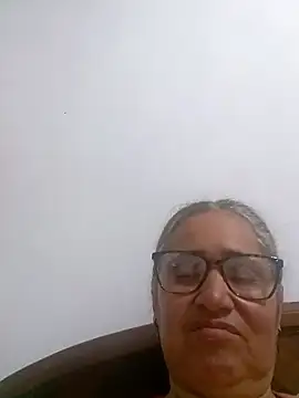 Snapshot of _candi chatting on January 2026 12:37:01 AM candi online show from January 2026 12:37:01 AM