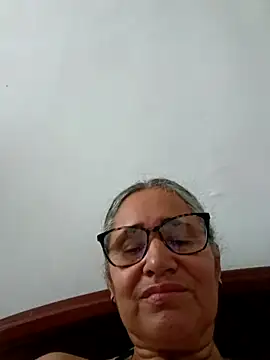 Snapshot of _candi chatting on February 2026 12:36:01 PM candi online show from February 2026 12:36:01 PM