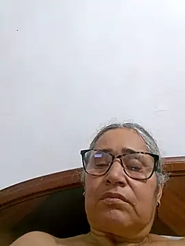 Snapshot of _candi chatting on February 2026 02:53:02 AM candi online show from February 2026 02:53:02 AM