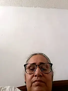 Snapshot of _candi chatting on February 2026 05:01:01 PM candi online show from February 2026 05:01:01 PM