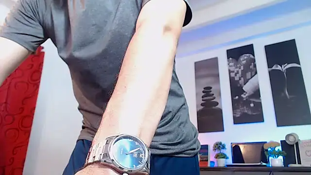 Jerry hot1 online show from February 2025 03:56:02 PM