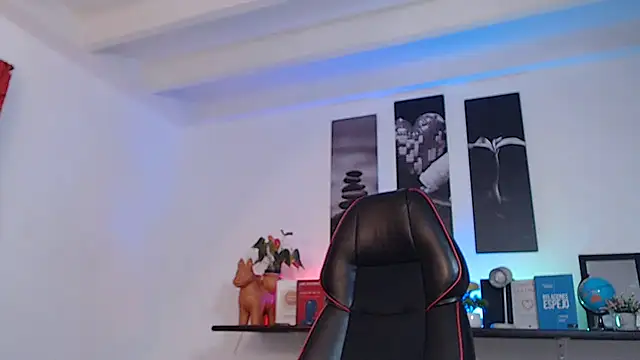 Jerry hot1 online show from February 2025 12:14:02 PM