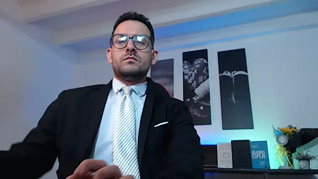 Jerry hot1 online show from March 2025 12:04:02 PM