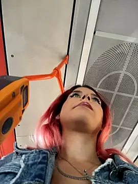 RiriRoseey online show from September 2025 07:33:02 AM