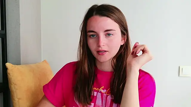 Snapshot of Miss_Arwen chatting on June 2026 09:28:02 AM Miss Arwen online show from June 2026 09:28:02 AM