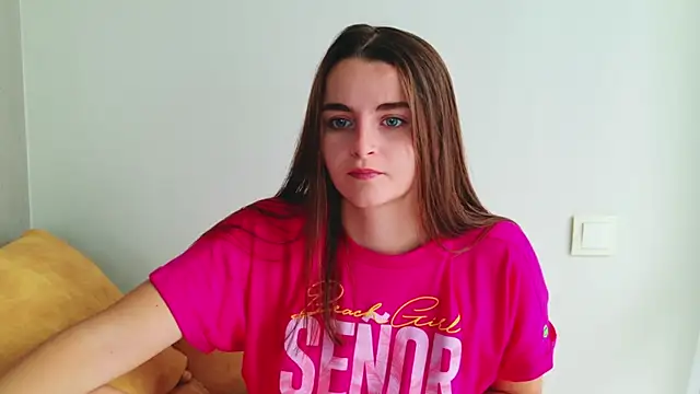 Snapshot of Miss_Arwen chatting on July 2026 08:17:02 AM Miss Arwen online show from July 2026 08:17:02 AM