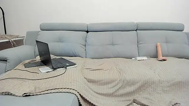 Kristina Sinclair online show from January 2025 07:07:02 PM