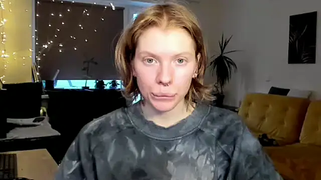 StellaDavis online show from February 2025 01:51:02 PM