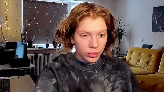 StellaDavis online show from February 2025 10:47:02 AM