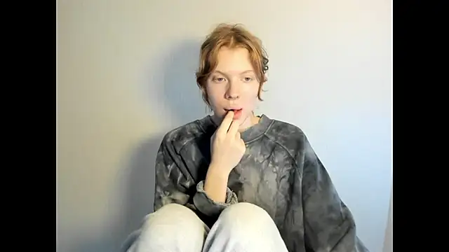 StellaDavis online show from November 2025 08:05:01 AM