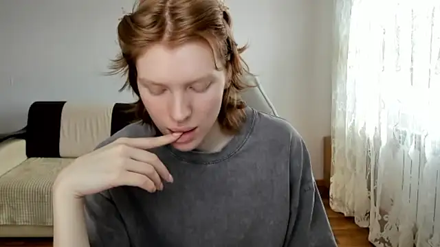 StellaDavis online show from April 2026 11:03:02 AM