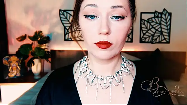 MissBeverlyMills online show from March 2025 06:03:01 AM