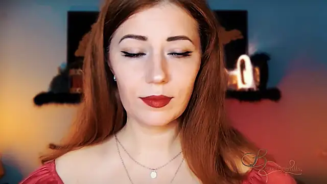 MissBeverlyMills online show from November 2025 04:12:01 AM