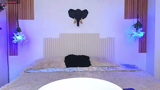  poison sweet online show from March 2026 06:03:01 PM