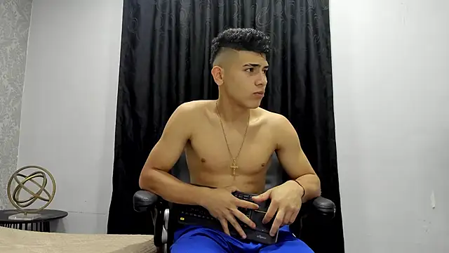 andrew rose  online show from January 2025 02:46:01 PM