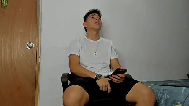 andrew rose  online show from February 2026 01:50:02 AM