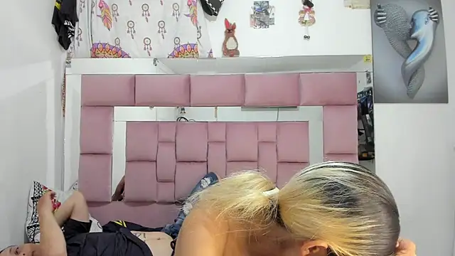 bigcock iris08 online show from September 2025 09:25:02 PM