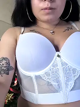 Snapshot of Lina23_ chatting on November 2025 03:37:02 PM Lina23 online show from November 2025 03:37:02 PM