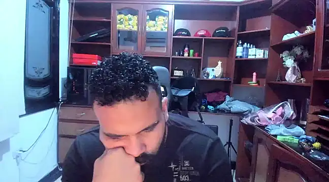 Drako Argentii online show from December 2024 03:54:01 AM