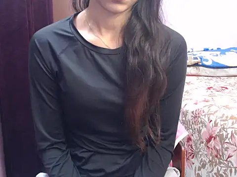 Angel kiyara online show from December 2025 06:03:01 PM