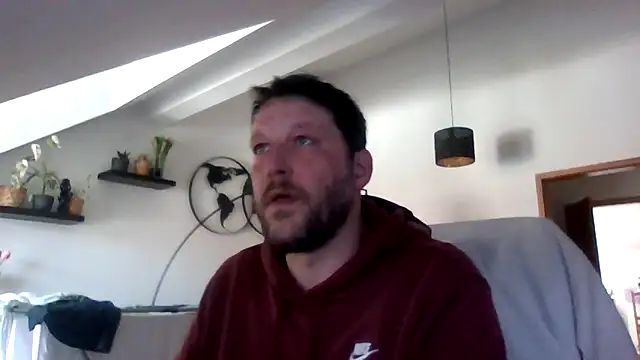 Snapshot of BennyLommy chatting on April 2026 09:04:01 AM BennyLommy online show from April 2026 09:04:01 AM