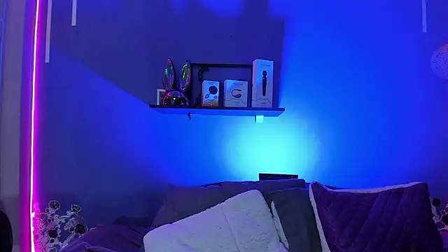 Snapshot of Alexa_Espinoza chatting on December 2024 02:58:02 AM Alexa Espinoza online show from December 2024 02:58:02 AM