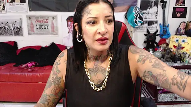 Rollyderolandia666 online show from March 2025 09:24:01 PM