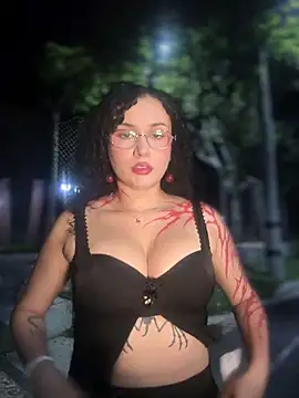 Snapshot of Electra_doll_ chatting on April 2026 02:07:02 AM Electra doll online show from April 2026 02:07:02 AM