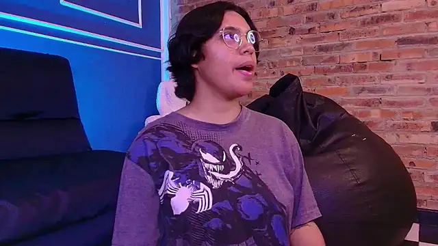 Snapshot of Emmapark_ chatting on January 2026 04:11:01 PM Emmapark online show from January 2026 04:11:01 PM