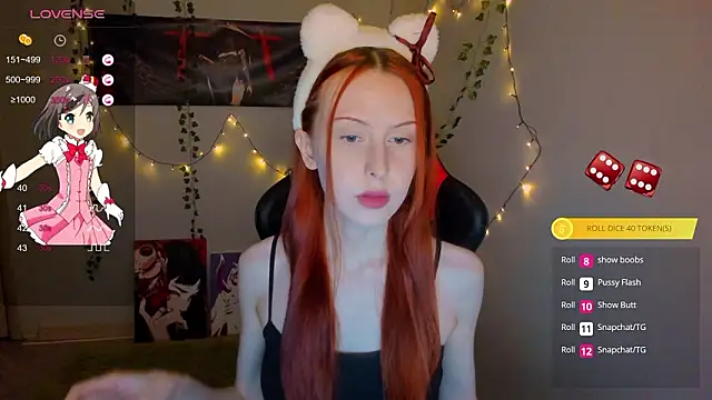 Snapshot of FruttiTatti chatting on March 2026 02:28:02 AM FruttiTatti online show from March 2026 02:28:02 AM