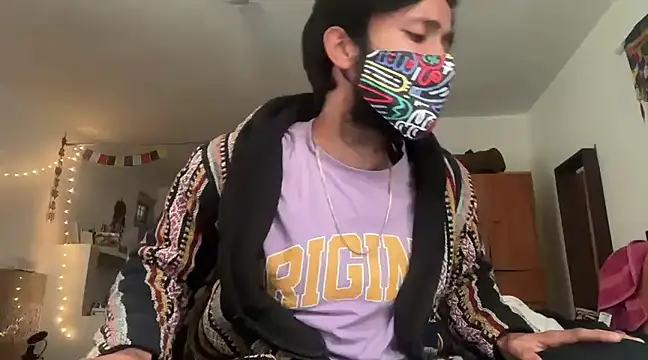 Snapshot of ricky_art chatting on December 2024 09:04:01 AM ricky art online show from December 2024 09:04:01 AM