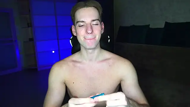 Litmate online show from March 2026 10:37:02 PM