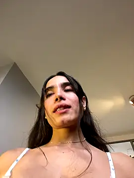 Snapshot of Irish_Collins chatting on September 2025 09:07:02 PM Irish Collins online show from September 2025 09:07:02 PM