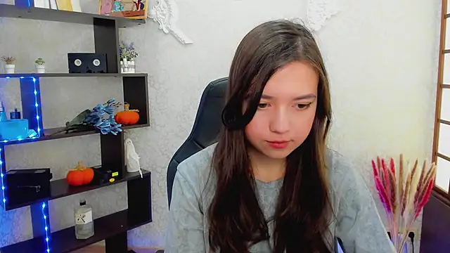 Snapshot of Lina_Brownie chatting on December 2024 02:09:01 AM Lina Brownie online show from December 2024 02:09:01 AM