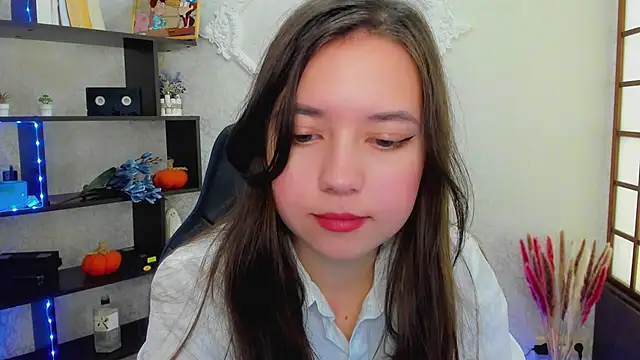 Snapshot of Lina_Brownie chatting on December 2024 05:14:02 AM Lina Brownie online show from December 2024 05:14:02 AM