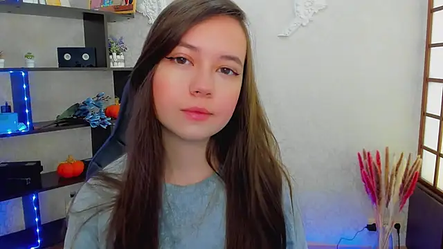 Snapshot of Lina_Brownie chatting on December 2024 01:55:02 AM Lina Brownie online show from December 2024 01:55:02 AM