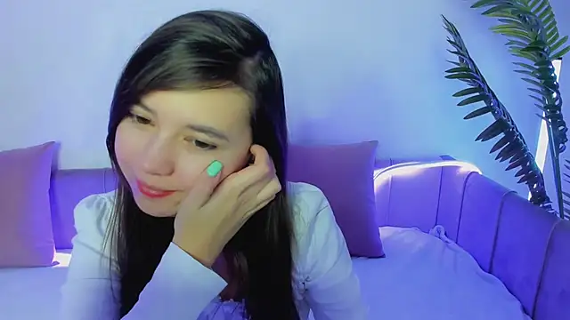 Snapshot of Lina_Brownie chatting on January 2025 02:11:02 AM Lina Brownie online show from January 2025 02:11:02 AM