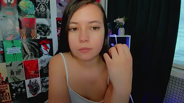 Snapshot of Lina_Brownie chatting on January 2025 05:20:02 AM Lina Brownie online show from January 2025 05:20:02 AM