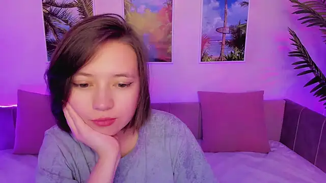 Snapshot of Lina_Brownie chatting on January 2025 05:20:02 AM Lina Brownie online show from January 2025 05:20:02 AM