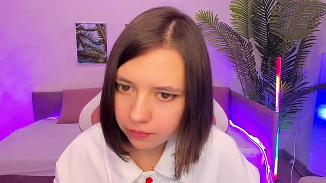 Snapshot of Lina_Brownie chatting on February 2025 04:55:01 AM Lina Brownie online show from February 2025 04:55:01 AM