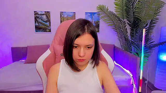 Snapshot of Lina_Brownie chatting on February 2025 05:26:02 AM Lina Brownie online show from February 2025 05:26:02 AM