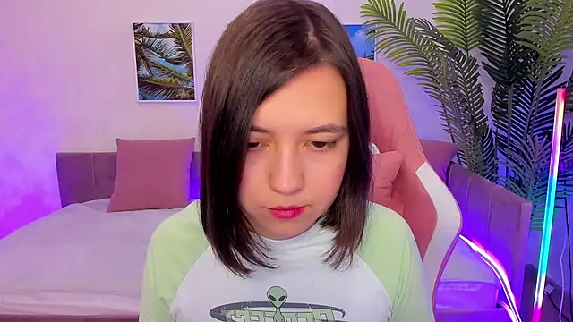 Snapshot of Lina_Brownie chatting on February 2025 05:53:02 AM Lina Brownie online show from February 2025 05:53:02 AM