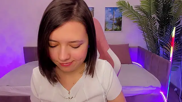 Snapshot of Lina_Brownie chatting on February 2025 04:51:02 AM Lina Brownie online show from February 2025 04:51:02 AM