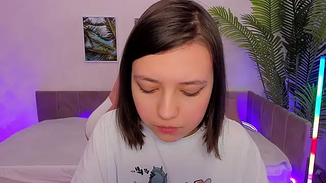 Snapshot of Lina_Brownie chatting on March 2025 05:33:02 AM Lina Brownie online show from March 2025 05:33:02 AM