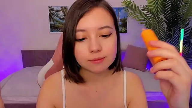 Snapshot of Lina_Brownie chatting on March 2025 05:08:01 AM Lina Brownie online show from March 2025 05:08:01 AM