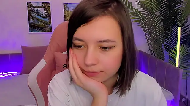 Snapshot of Lina_Brownie chatting on March 2025 05:16:01 AM Lina Brownie online show from March 2025 05:16:01 AM