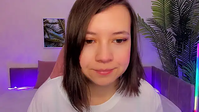 Snapshot of Lina_Brownie chatting on March 2025 02:08:01 AM Lina Brownie online show from March 2025 02:08:01 AM